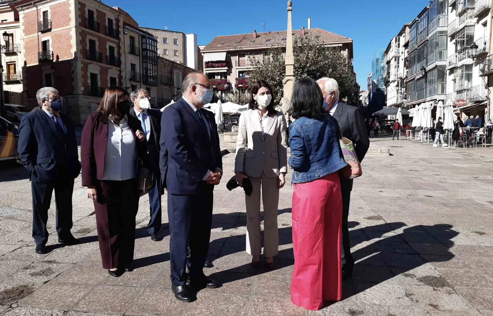 Foto 2 - La ministra de Justicia anuncia en Soria que oficinas municipales sustituir&aacute;n a los jueces de paz en toda Espa&ntilde;a