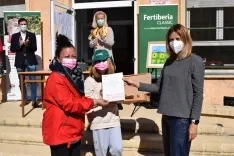 Foto 4 - Victoria Ruiz Collera, ganadora agrede&ntilde;a del XXIV Concurso de Pintura Rural Infantil Fertiberia