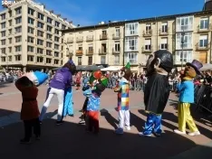 La plaza de Mariano Granados, este mediodía de domingo. /SN