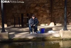 Foto 3 - Galer&iacute;a de im&aacute;genes: Fernando Ba&ntilde;uelos gana el concurso de pesca de cipr&iacute;nidos de San Saturio