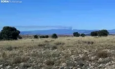 Una imagen de la columna de humo divisada a lo lejos. /SN