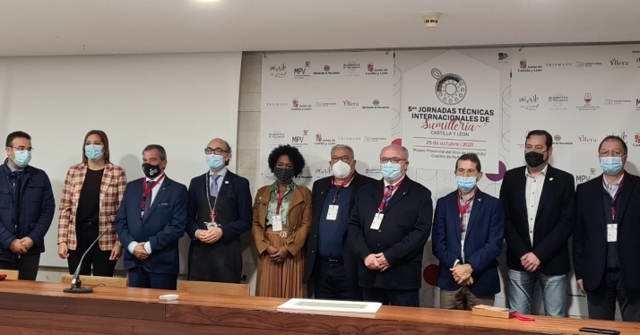 Castilla y León apuesta por la profesionalización del sector del vino y del enoturismo