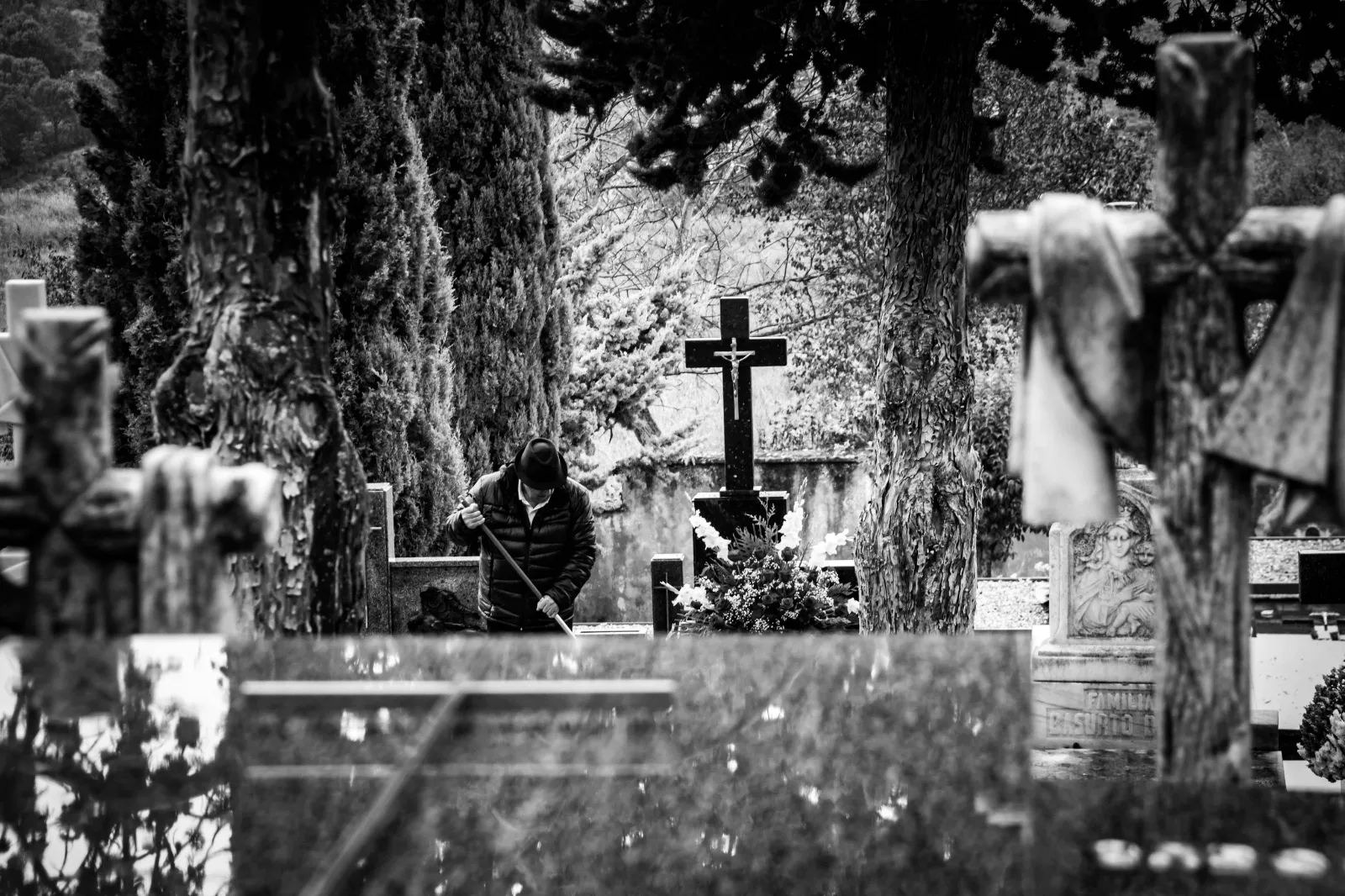 Jornada previa de Todos Los Santos en el Cementerio de Soria./ Fotos: Viksar Fotografía.