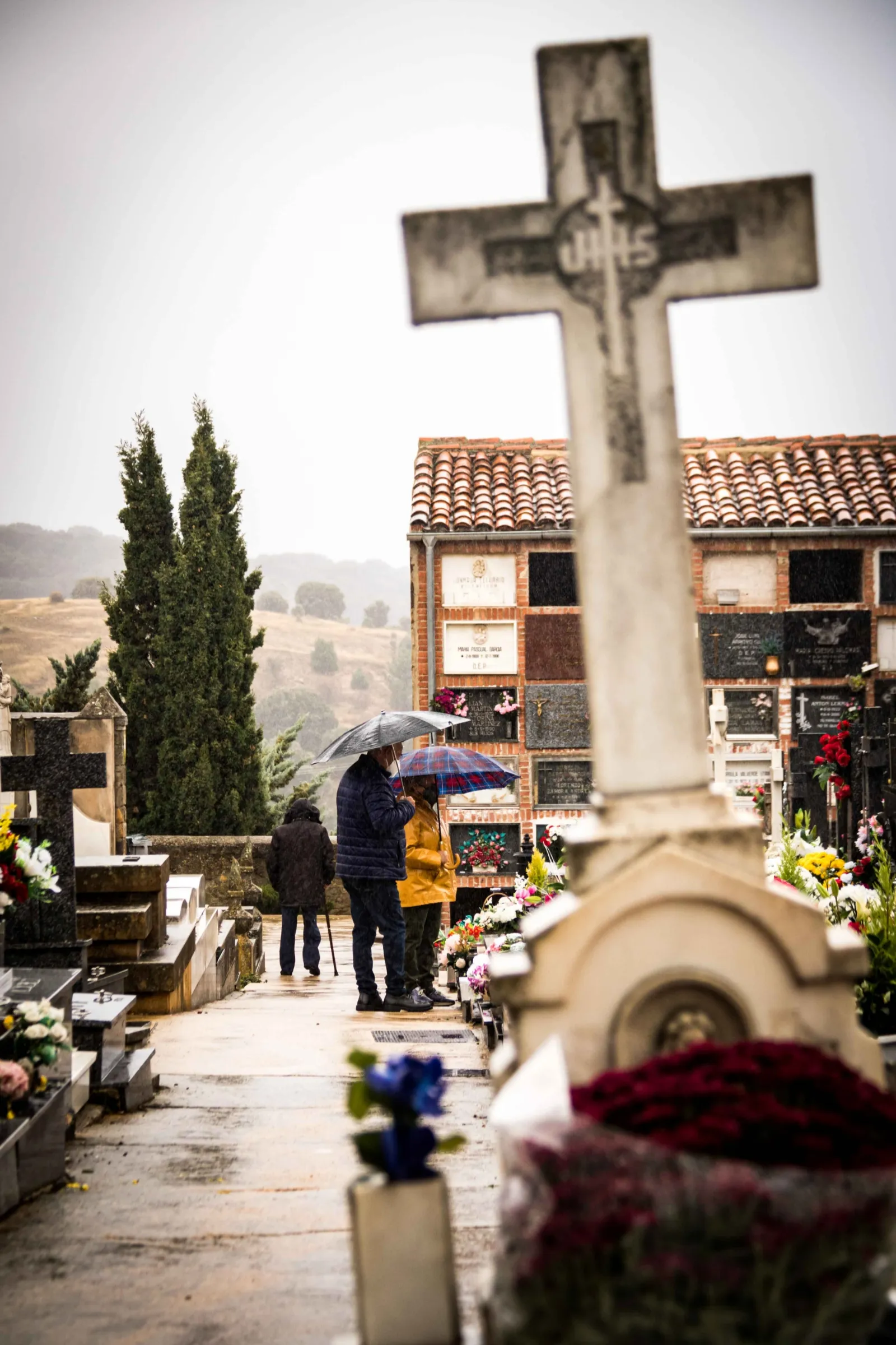 Jornada previa de Todos Los Santos en el Cementerio de Soria./ Fotos: Viksar Fotografía.