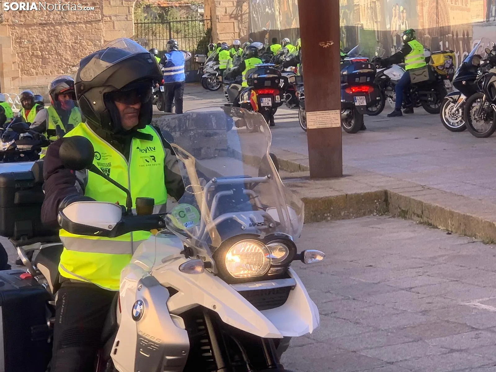 Foto 13 - Galer&iacute;a: Casi 200 motos inundan la Plaza Mayor de Soria