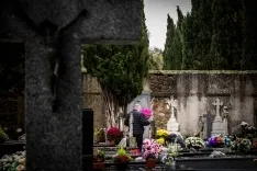 Jornada previa de Todos Los Santos en el Cementerio de Soria./ Fotos: Viksar Fotografía.
