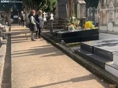 Foto 8 - Galer&iacute;a: Los sorianos visitan en masa el Cementerio de la ciudad