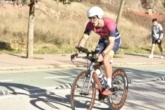 Un participante de la categoría Elite del Campeonato de España de Duatlón MD