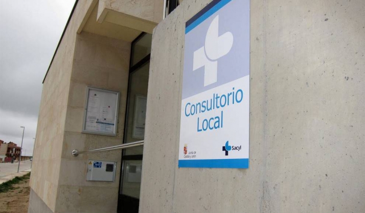 En Castilla y León los pueblos sin teléfono recuperarán las consultas presenciales y programadas 