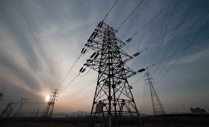 Mañueco urge al Gobierno a frenar la subida de los precios de la energía ya que lastra la recuperación