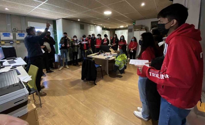 Cuarenta jóvenes del colegio Trilema Soria visitan la central de biomasa de la Red de Calor