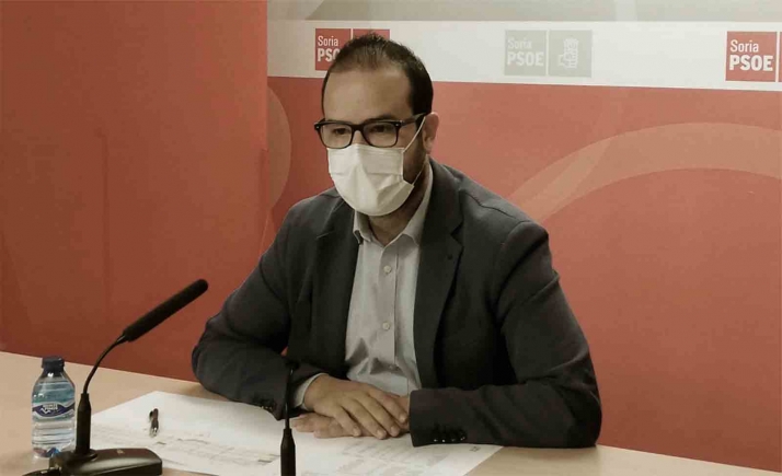 Ángel Hernández: Es vergonzoso tener que esperar 17 años para disponer de un acelerador lineal