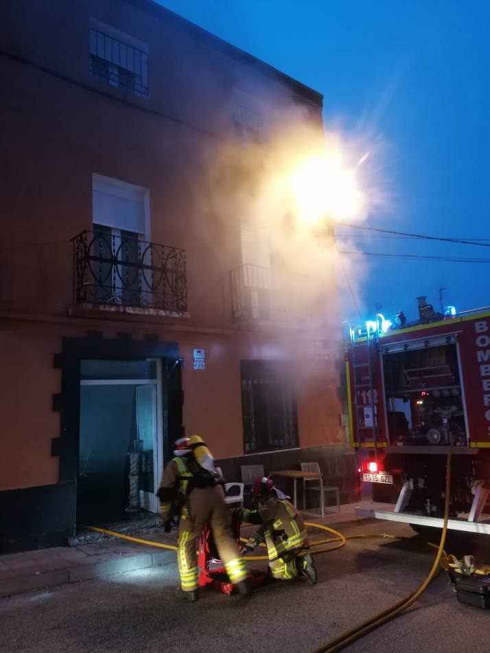 Incendio en el hostal-bar de Almenar