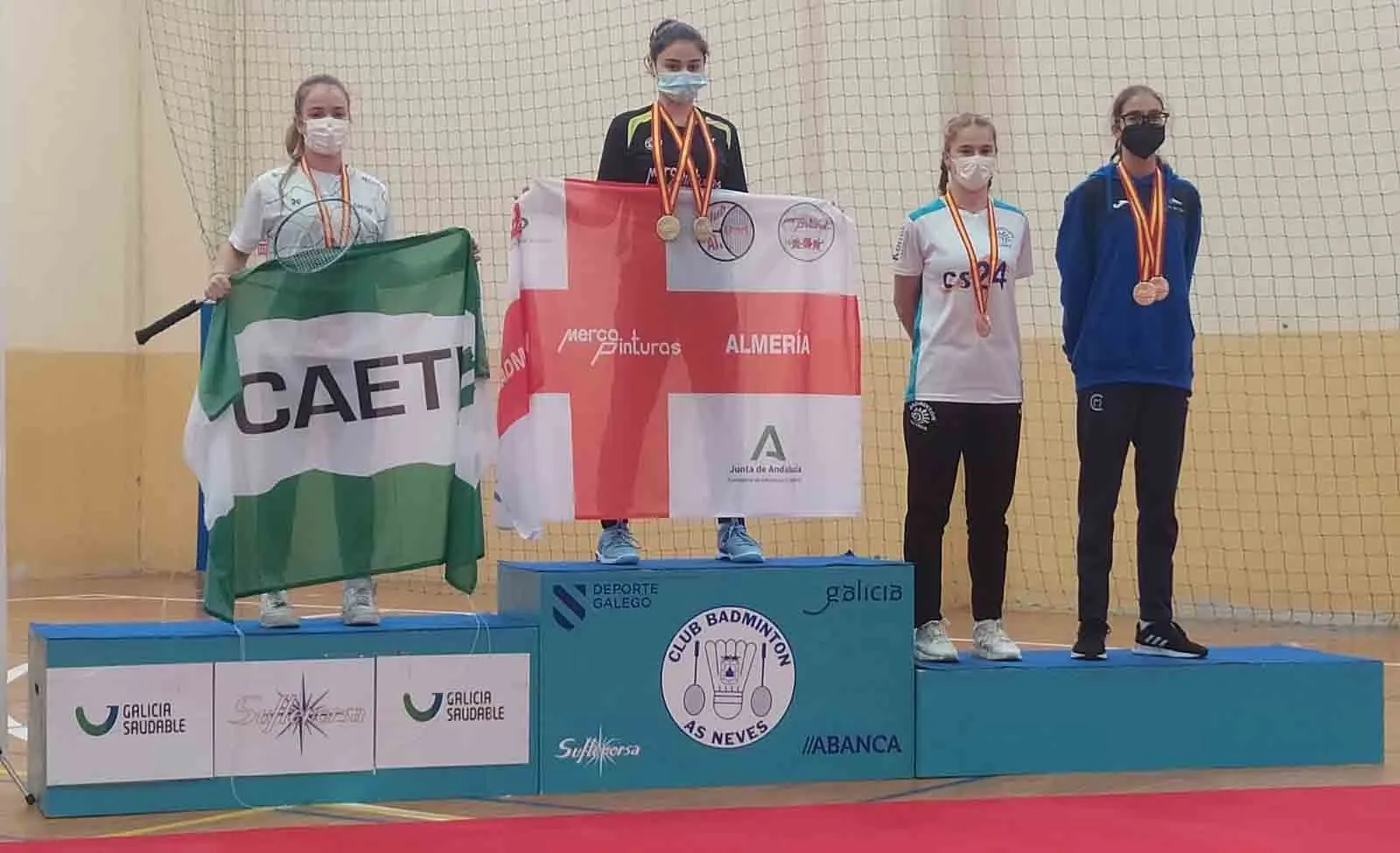 Foto 2 - Medallas para el B&aacute;dminton Soria en citas nacionales 