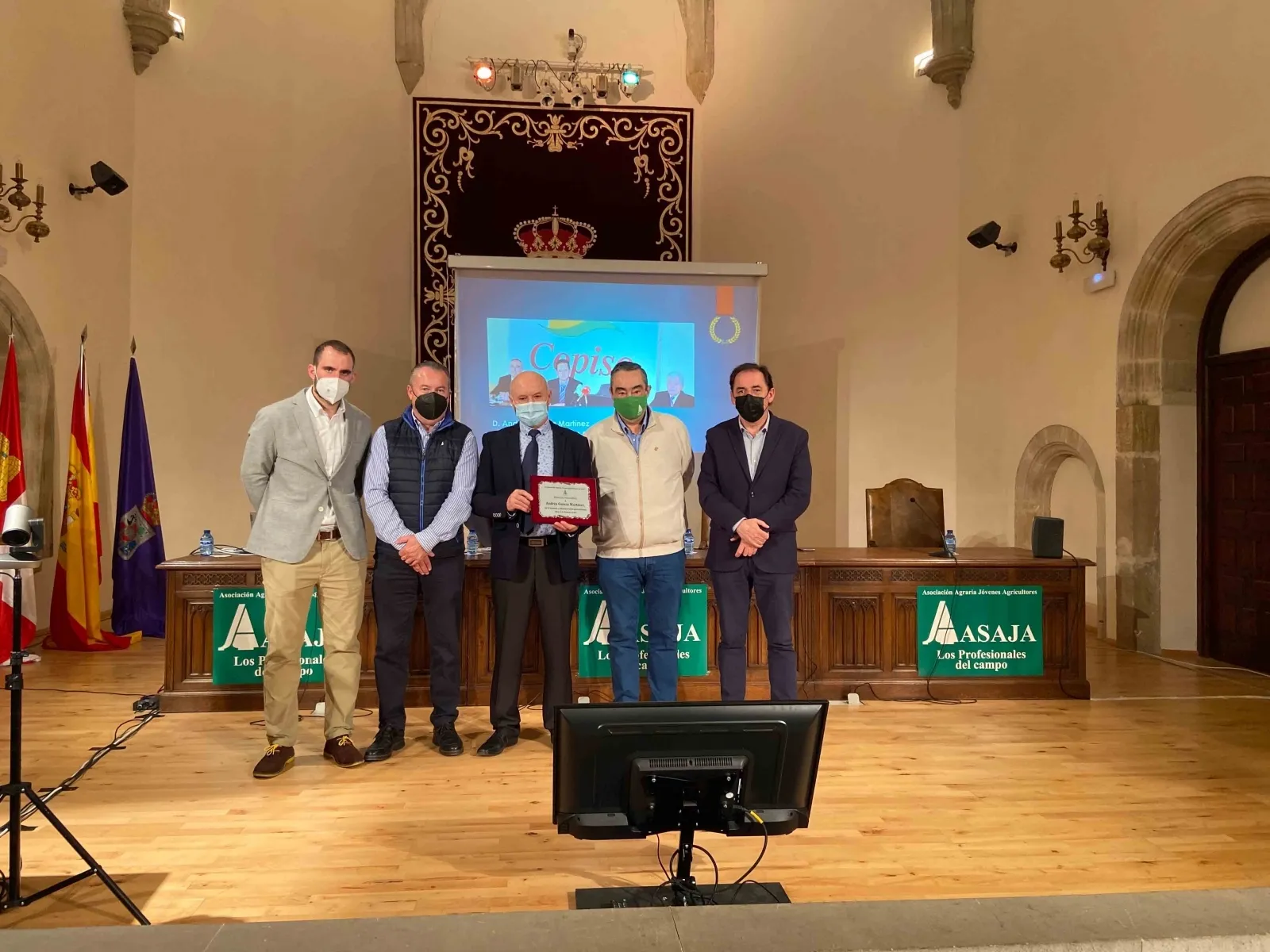 Foto 2 - ASAJA denuncia que los gastos de la siembra para esta campa&ntilde;a suponen ya 10.000 euros m&aacute;s de media 