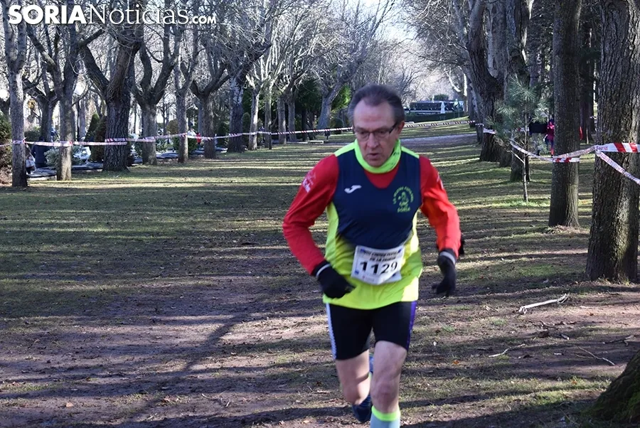 Foto 17 - Galer&iacute;a: cientos de atletas en el VIII cross escolar y popular de la Dehesa