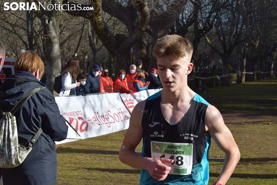 Foto 15 - Galer&iacute;a: cientos de atletas en el VIII cross escolar y popular de la Dehesa