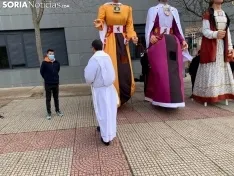 Foto 32 - Golmayo presenta a sus nuevos cuatro gigantes &ldquo;hist&oacute;ricos&rdquo;