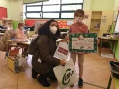 Foto 5 - Una alumna del CEIP Fuente del Rey, premiada en el concurso navidelo de CSIF