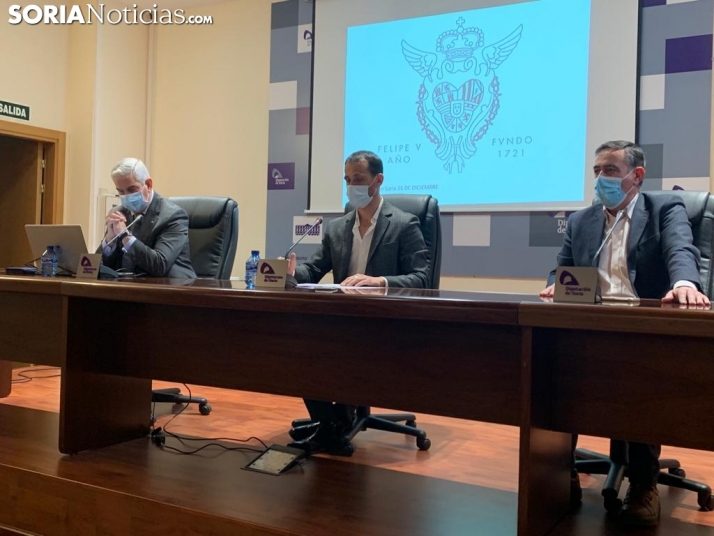 La Real Fábrica de Tapices aterriza en El Burgo con una exposición única