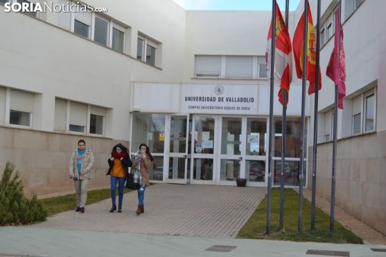 Castilla y León beca a 220 universitarios para acreditarse en un segundo idioma