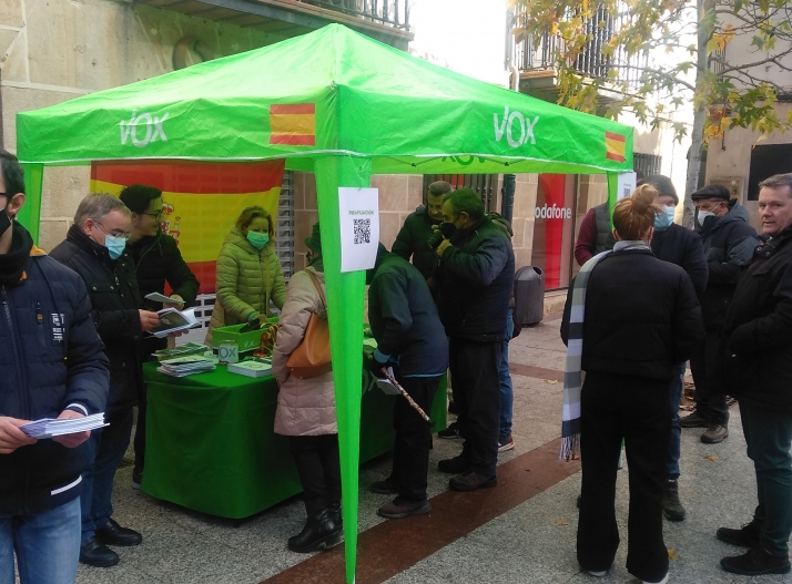 Vox instala en Soria una mesa informativa por el Día de la Constitución