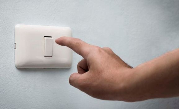 Castilla y León destina 8 M&euro; para proteger a los más vulnerables de la subida de la luz