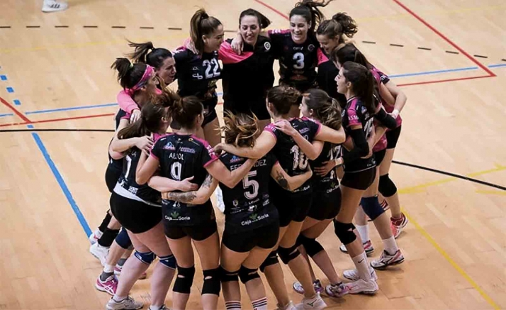 Victoria por 3-2 del Sporting Santo Domingo ante Caja Ávila