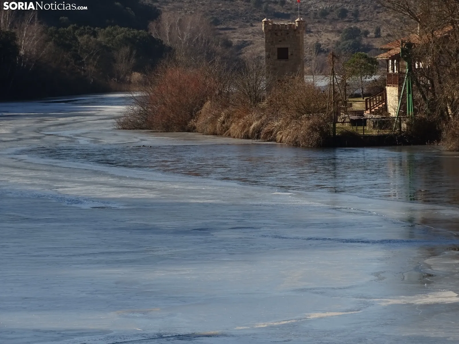 Una imagen del río este mediodía de sábado. /SN