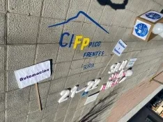 Foto 7 - El CIFP Pico Frentes, solidario, honra a su patr&oacute;n, San Juan Bosco
