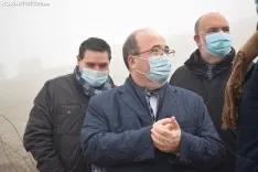 El ministro Iceta visita el Castillo de Osma en su paso por Soria