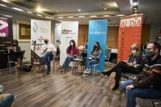 Encuentro de la socialista Virginia Barcones con IMEDIACyL