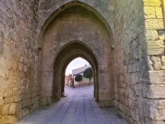 Una imagen de las actuaciones en la muralla de Almazán. /AA