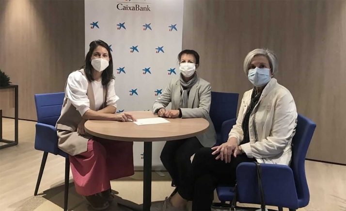 Alzheimer Soria recibe el apoyo de la Caixa y CaixaBank para el proyecto ‘Equipamiento Cocina-Office’