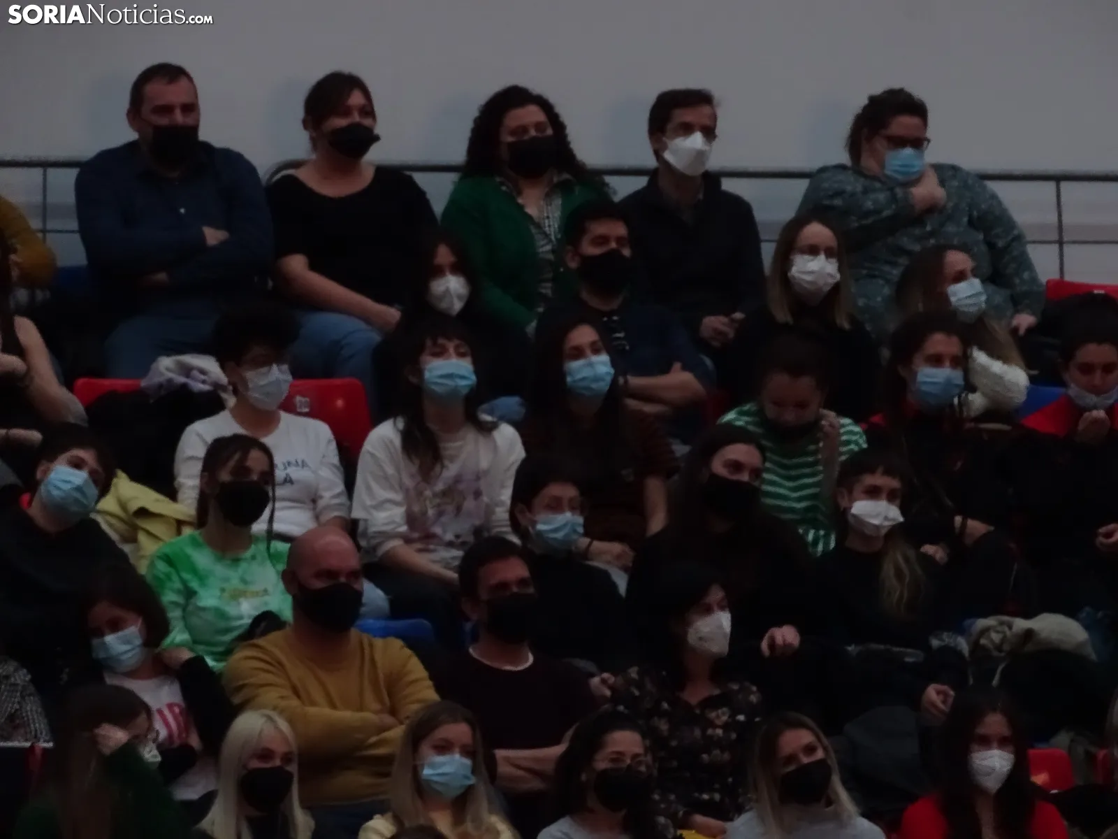 Una imagen de la actuación este domingo en el polideportivo de La Juventud. /SN