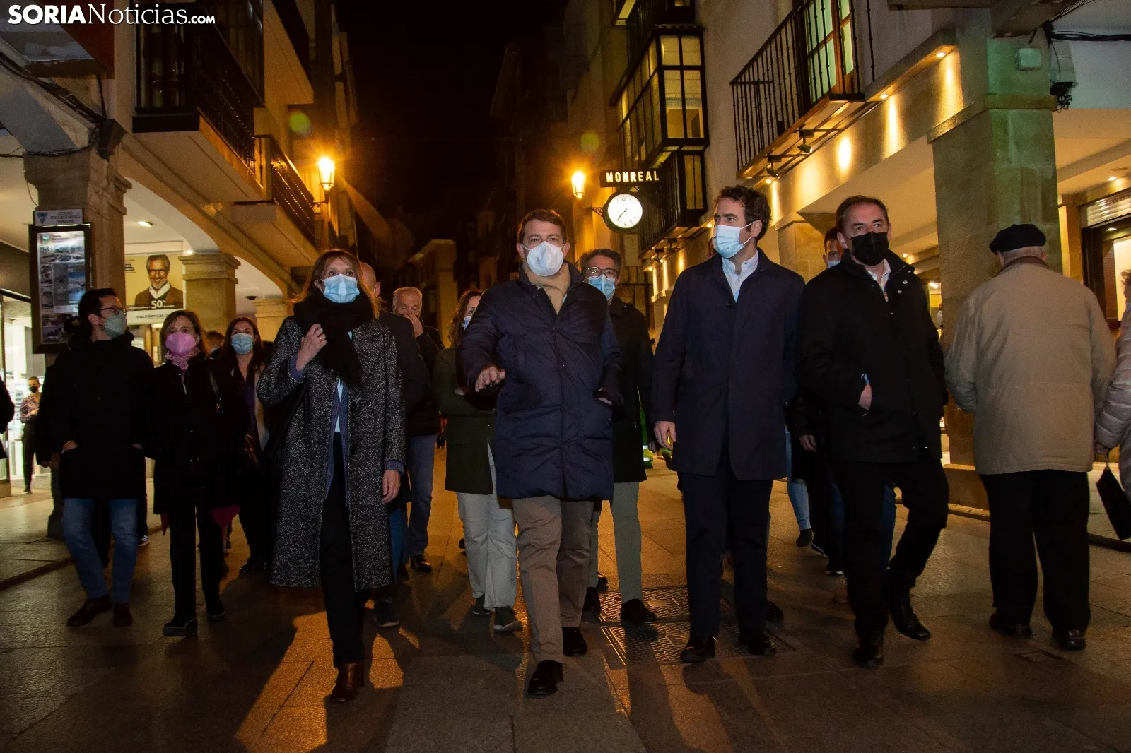 El PP pasa al ataque a dos bandas / María Ferrer