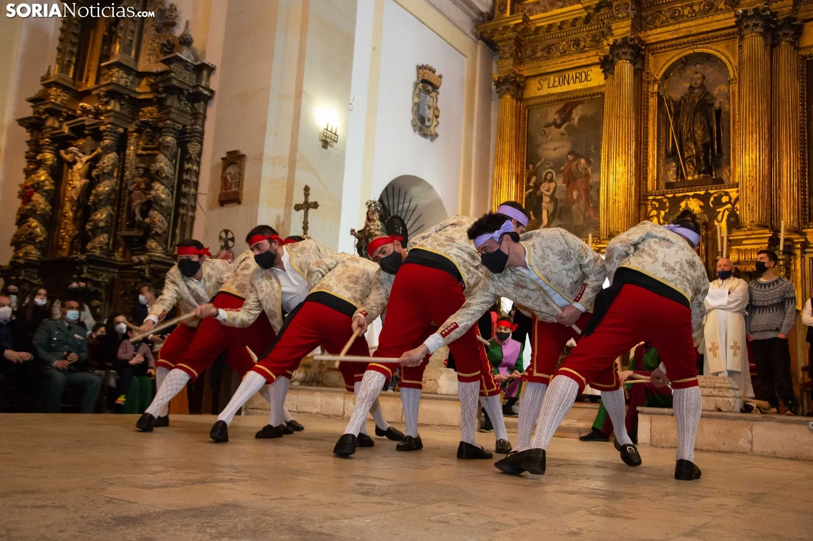 Danzas del Paloteo / María Ferrer