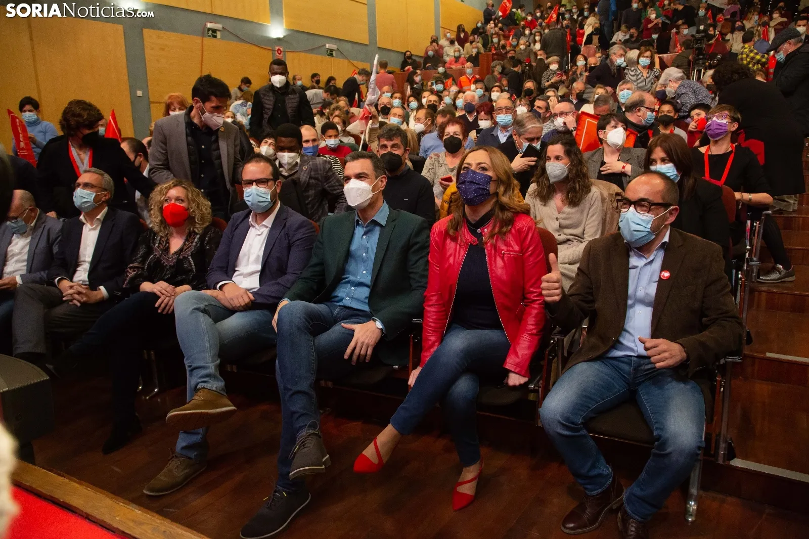 Foto 12 - El llenazo del PSOE en Soria con Pedro S&aacute;nchez, en im&aacute;genes