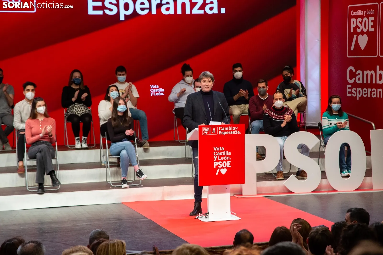 Foto 16 - El llenazo del PSOE en Soria con Pedro S&aacute;nchez, en im&aacute;genes