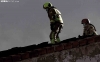Imagen de Bomberos en una actuación por incendio en un tejado. /SN