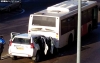 Foto 2 - Choque entre un todoterreno y un autobús en la avenida de Valladolid