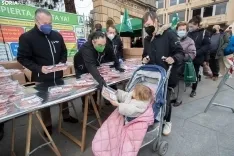 Foto 3 - "Si quieren que comamos carne o insectos de China, las administraciones ya lo est&aacute;n haciendo bien"