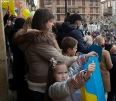 Foto 2 - Al grito de &ldquo;No a la guerra&rdquo; cerca de 400 sorianos han mostrado su apoyo a Ucrania