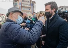 Foto 4 - El silencioso paseo de Casado en Soria