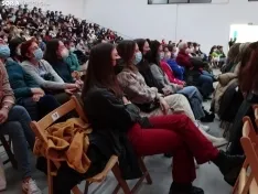Una imagen de la actuación este domingo en el polideportivo de La Juventud. /SN