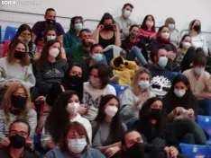 Una imagen de la actuación este domingo en el polideportivo de La Juventud. /SN