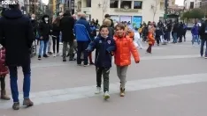 Desfile de Gigantes y Cabezudos en Soria por Carnaval.