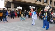 Desfile de Gigantes y Cabezudos en Soria por Carnaval.