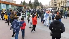 Desfile de Gigantes y Cabezudos en Soria por Carnaval.