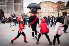 Foto 8 - Galer&iacute;a: Conoce los entresijos de los cabezudos sorianos